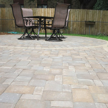 Anchor Kingston Circle Patio