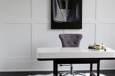 Inspiration for a modern home office remodel in Toronto