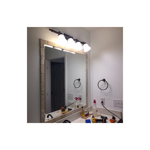 counting flowers on the wall.... Please help me with my bathroom