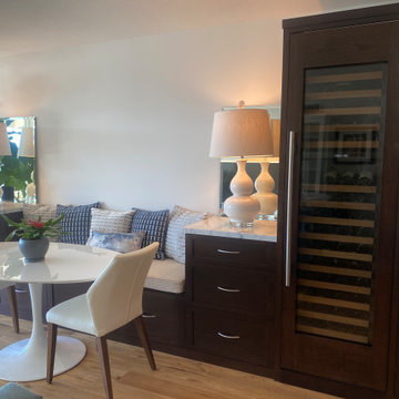TIBURON DINING & WINE PLEASURE SEATING