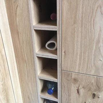 Cuisine équipée en bois massif