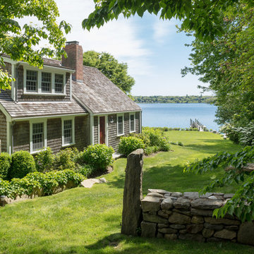 Coastal summer compound
