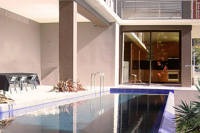 Photo of a contemporary pool in Sydney.