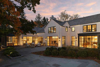 Modern exterior home idea in Milwaukee