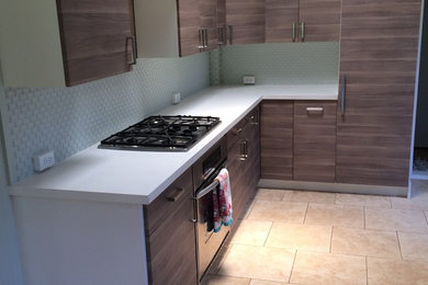 Inspiration for a timeless kitchen remodel in Hawaii