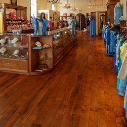 Immaculate Women's Clothing Shop - Hardwood Flooring