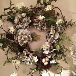 Hydrangea & Nestegg Wreath - Decorative Accents