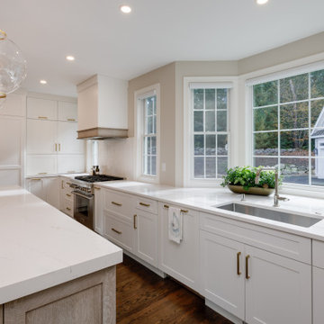 Bright Bay Kitchen
