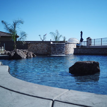 Lincoln Massive Freeform Pool & Spa
