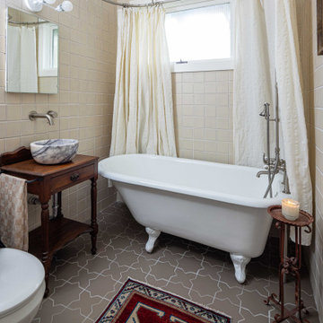Ivory & Sandstone Historic Bathroom
