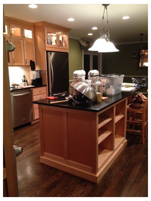 PAINT KITCHEN ISLAND?