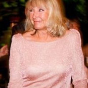 Christine Rhoades's photo