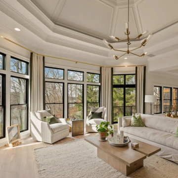 Luxury Lakeview