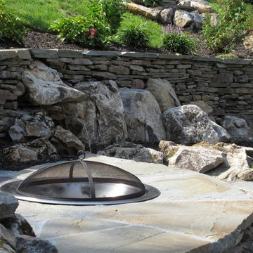 Firepits & Fireplaces