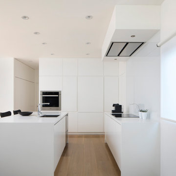 Bachelor Pad — Just the Essentials!
