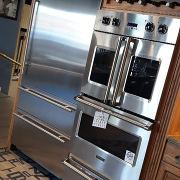 Viking 36" Virtuoso Fully Integrated Bottom-Freezer Refrigerator