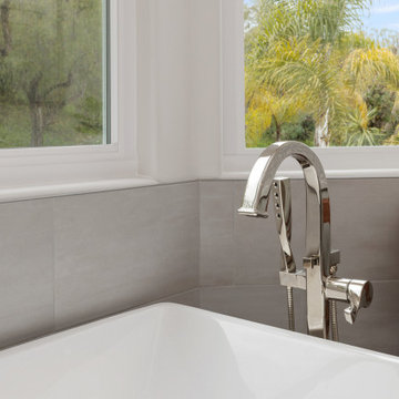 Bold Blue Primary Bath