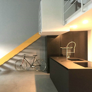 CUCINA CON ISOLA PER UN LOFT DI DESIGN