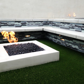 Blue Lagoon | Intimate Backyard
