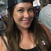 Megan Chacons foto