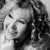 Carolyn Robins's photo