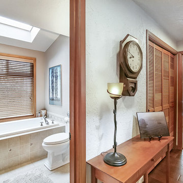 Woodinville - Lake Tuck Waterfront Home for sale