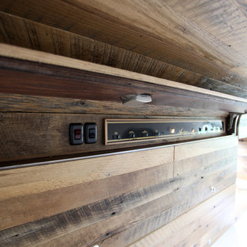1985 345 Mobile Office Airstream - Delivering Happiness