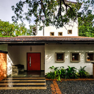 Navovado, Exterior Facade