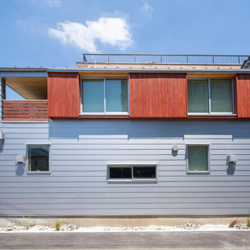 N House