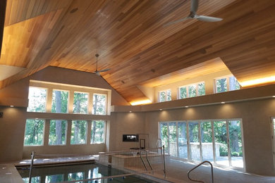 Inspiration for a transitional pool remodel in Chicago