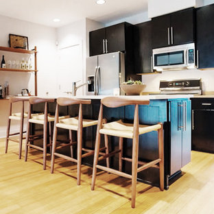Bachelor's Loft-Kitchen