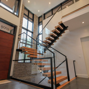 Project #98 | Modern Mono-beam Staircase with Glass Railing
