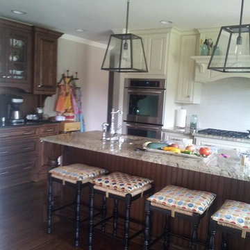 Custom Traditional Kitchen Cabinets