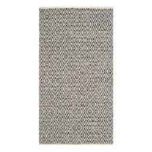 Jen office rug Unwin