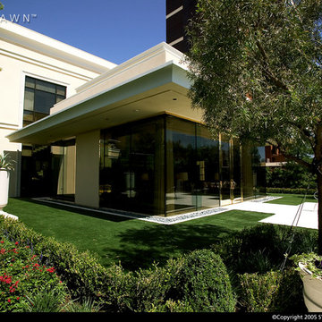 Backyard Landscapes with Artificial Grass