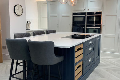 Inspiration for a timeless kitchen remodel in Buckinghamshire