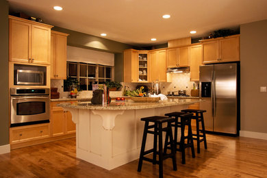Kitchen photo in Hampshire