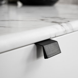 Furnipart Bench knob in Black Leather/Brushed Matt Black finish - Cabinet And Drawer Knobs