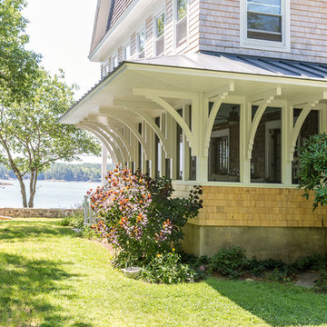 New residence in turn of the century yacht club