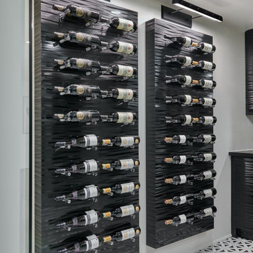 WINE & RECREATION ROOM