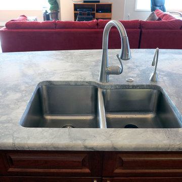 Super White Quartzite Kitchen Countertop