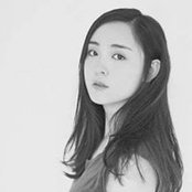 Vesper Ying Zhang's photo