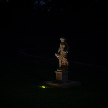 Landscape Lighting Adds Outdoor Magic to Stately Ohio Home