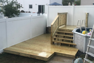 Inspiration for a deck remodel in New York