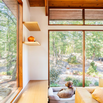 Devine - Deck House