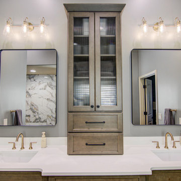 Sophisticated and Timeless Bathroom Design with Premium Features