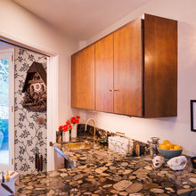 Wet bar
