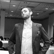 Josh Vickery's photo