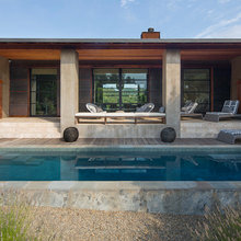 Pool house