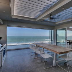 Boomer Beach Framelss Glass - Products